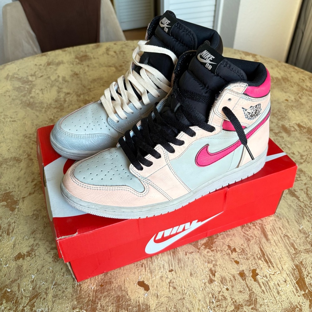 Air Jordan 1 Retro High OG Defiant SB NYC to Paris